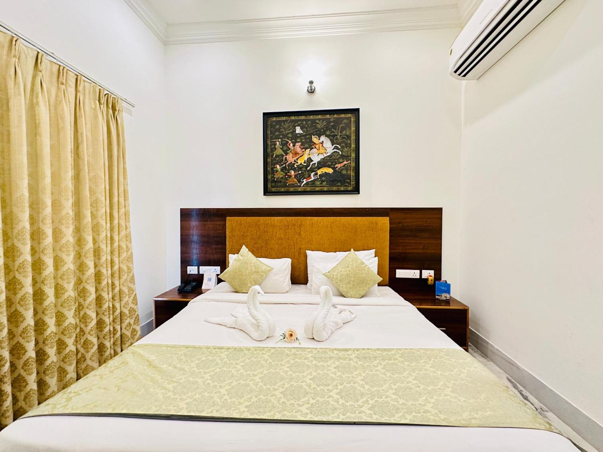 Mewar Palace Resort And Spa 烏代浦 外观 照片